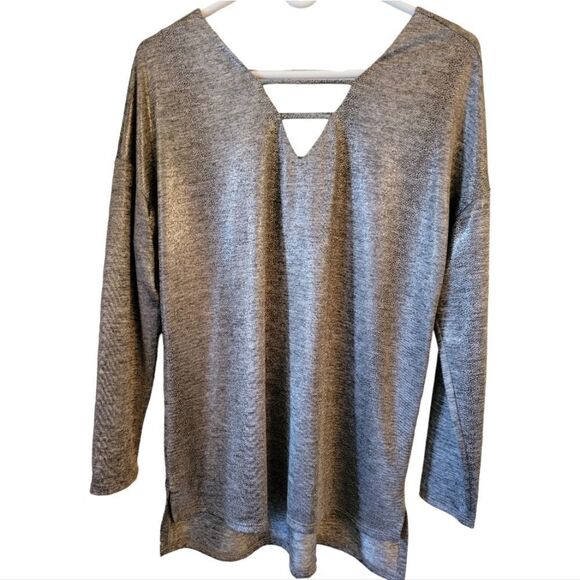 Tribal Metalliac Silver Gray Top Size Medium - Picture 2 of 3